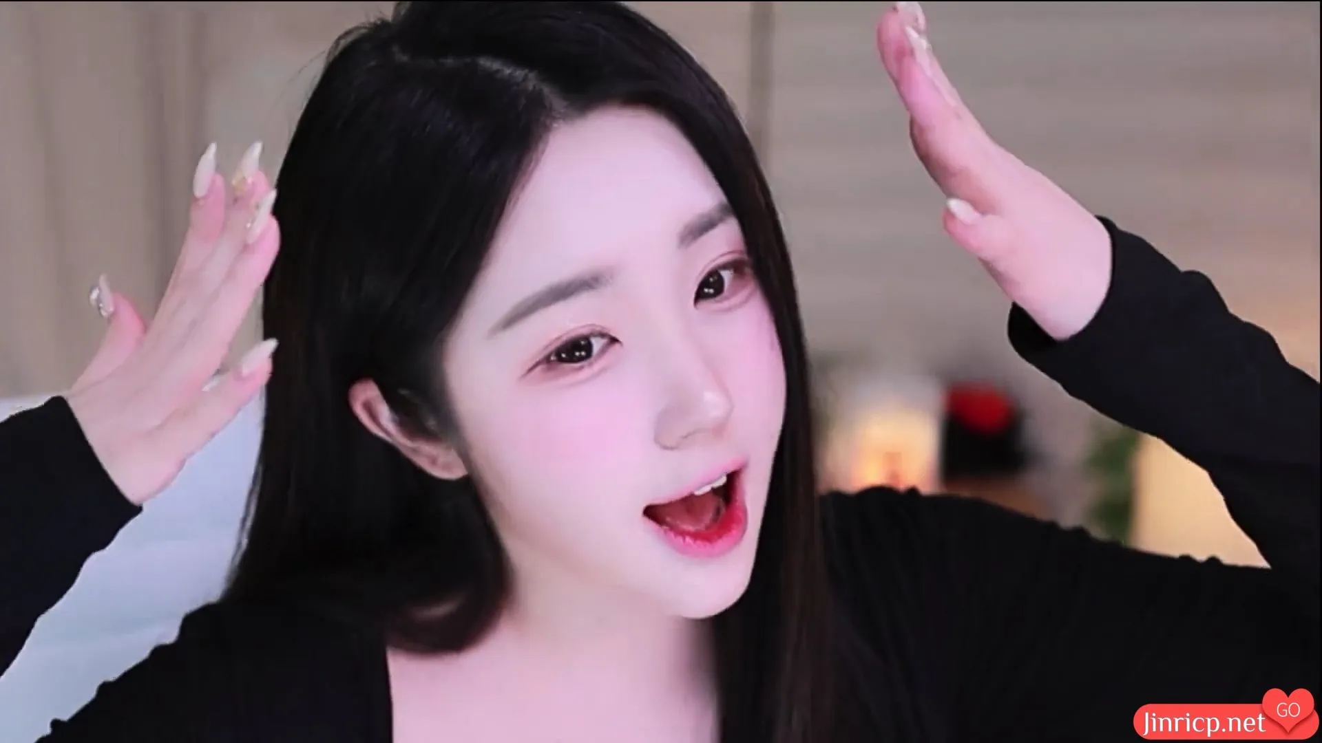 艾莉-ELI-(엘리) HappyNewYear 跨年直播 (20241231) 度盘 [3V/8.92G]-JIN