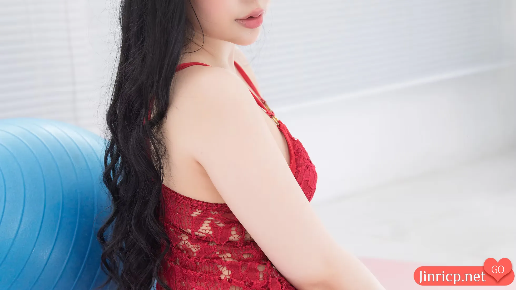 [Model Me 模密] BingShi 冰熙 隔着薄丁遇见迷人肥嫩小鲍鲍. 冷艳娃娃多角度诱惑-JIN